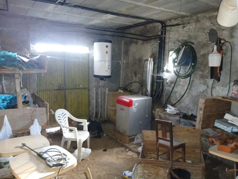 Remoção de tralha e despejo de casas